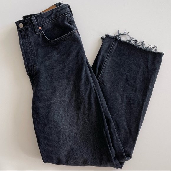 Aritzia Denim Forum Mia High Rise Curve Jeans - Picture 2 of 5